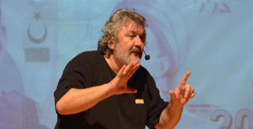 FİLOZOF, GÜLDÜRÜRKEN YİNE DÜŞÜNDÜRDÜ