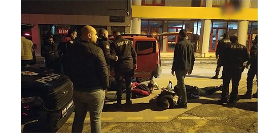 YAKALANAN O ARAÇTAN POMPALI ÇIKTI