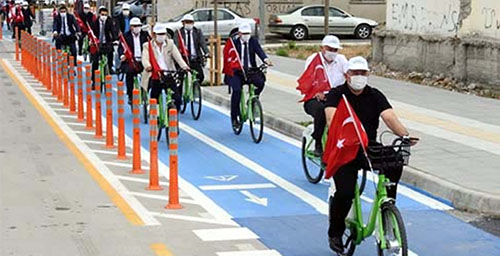 BELEDİYE’DEN BİSİKLETLE ŞEHİR TURU 
