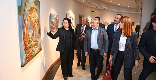 LİRİK DEVİNİMLER SANATSEVERLERLE BULUŞTU